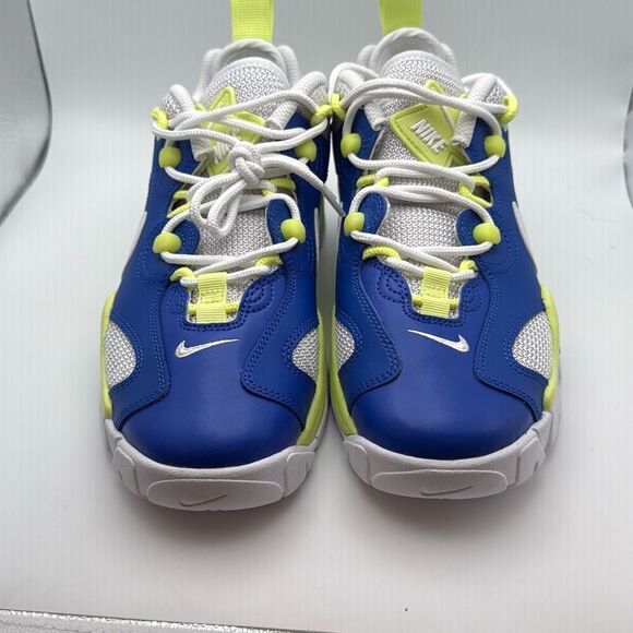 Nike Air Barrage Low Big Kids' Shoes SIZE 5Y NEW - Picture 2 of 7